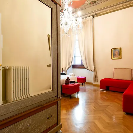 N4u Bed & Breakfast Firenze