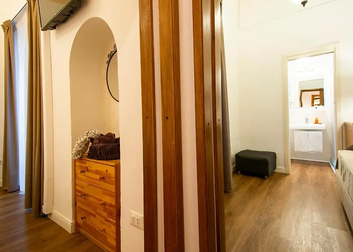 佛罗伦斯n4u旅馆 住宿加早餐酒店