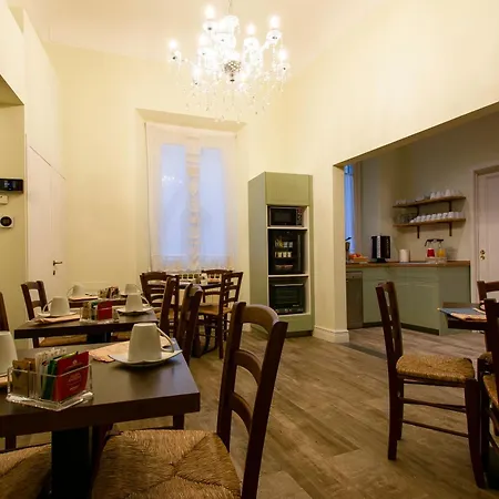 N4u Bed & Breakfast 3*