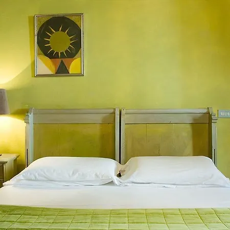 N4u Bed & Breakfast 3*